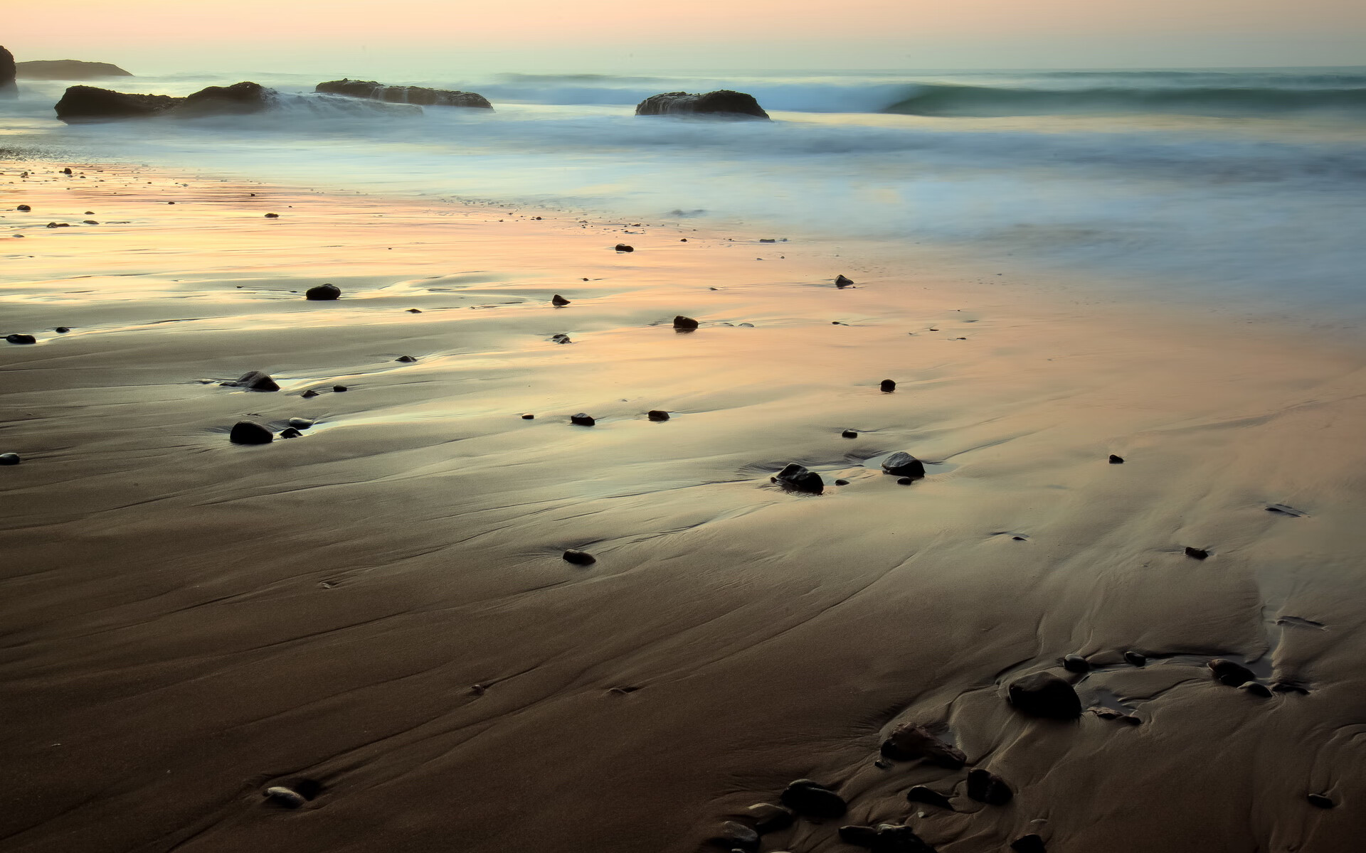 马拉维女篮在非洲锦标赛中夺冠，体育运动逐步崛起，南非女足对马拉维女足